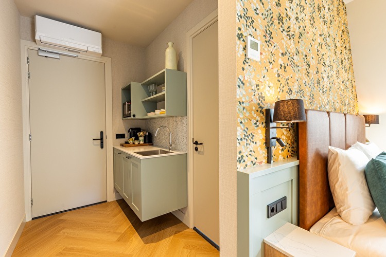 Photo of the kitchenette